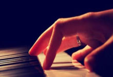 九游：复出即无敌！约基奇复出状态拉满 25中16怒轰39分10板10助！.